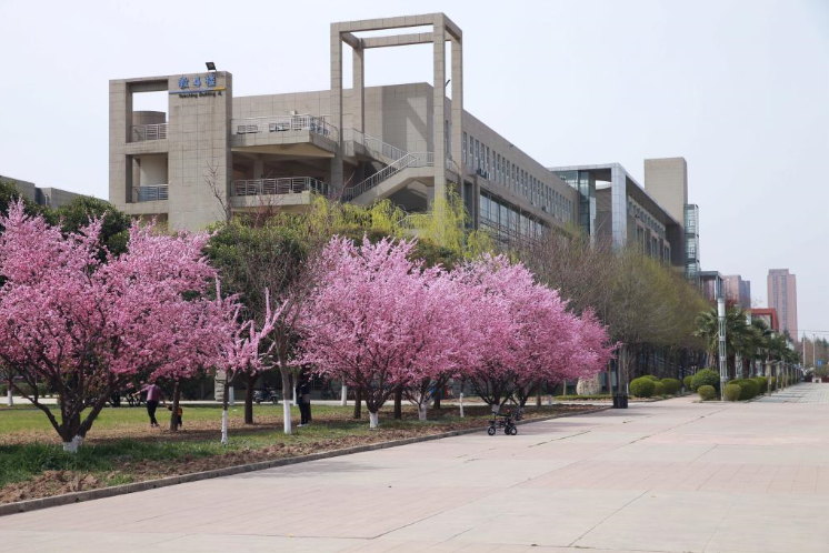 西安工业大学